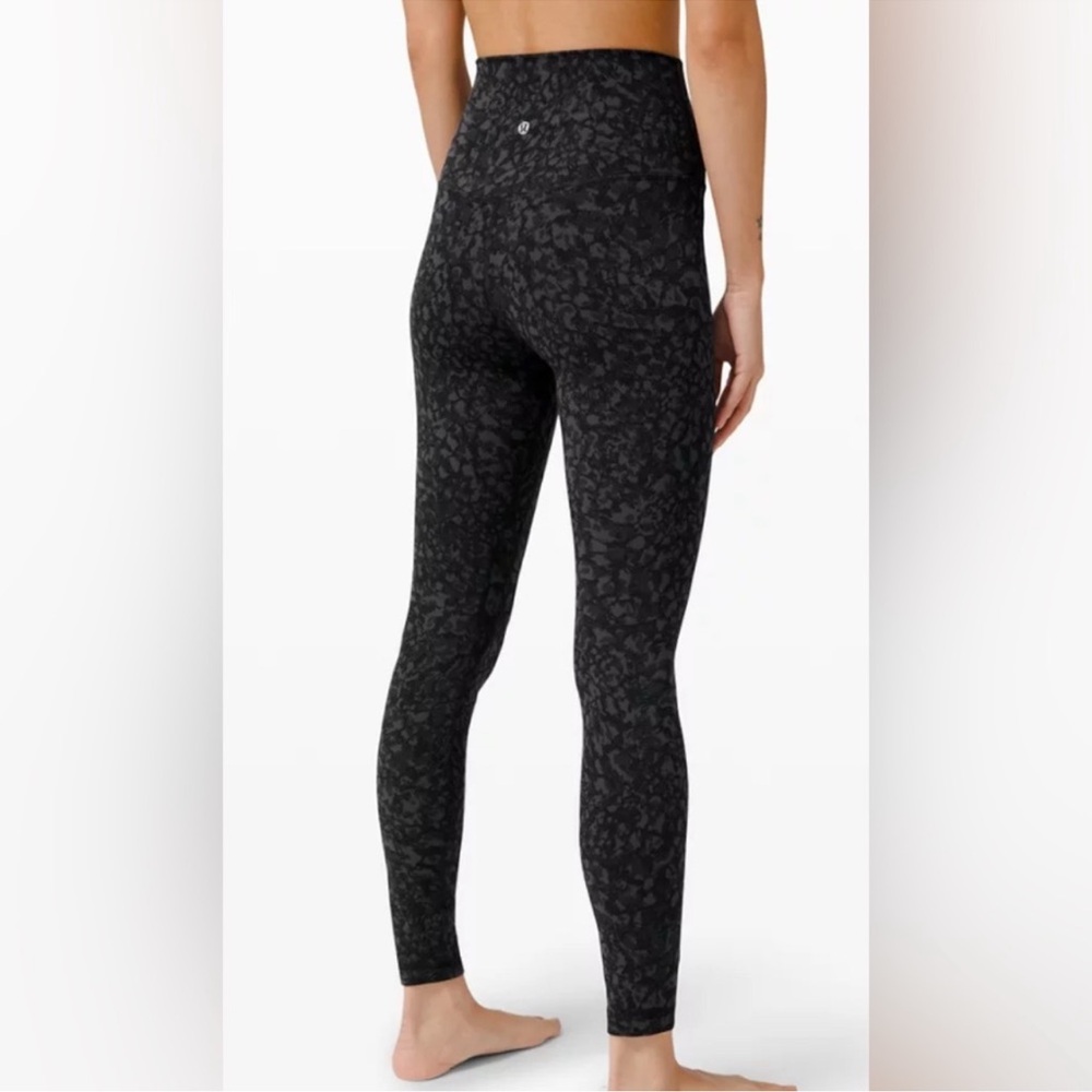 RARE 🍋 LULULEMON 🍋 Align  25" formation camo  Cheetah  leopard  Size 4